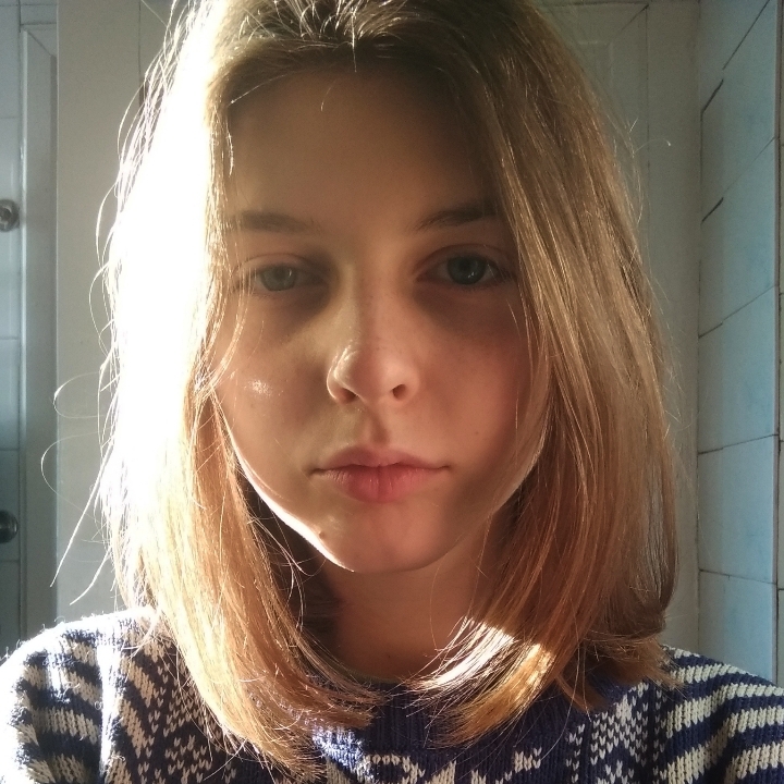 Єва В.